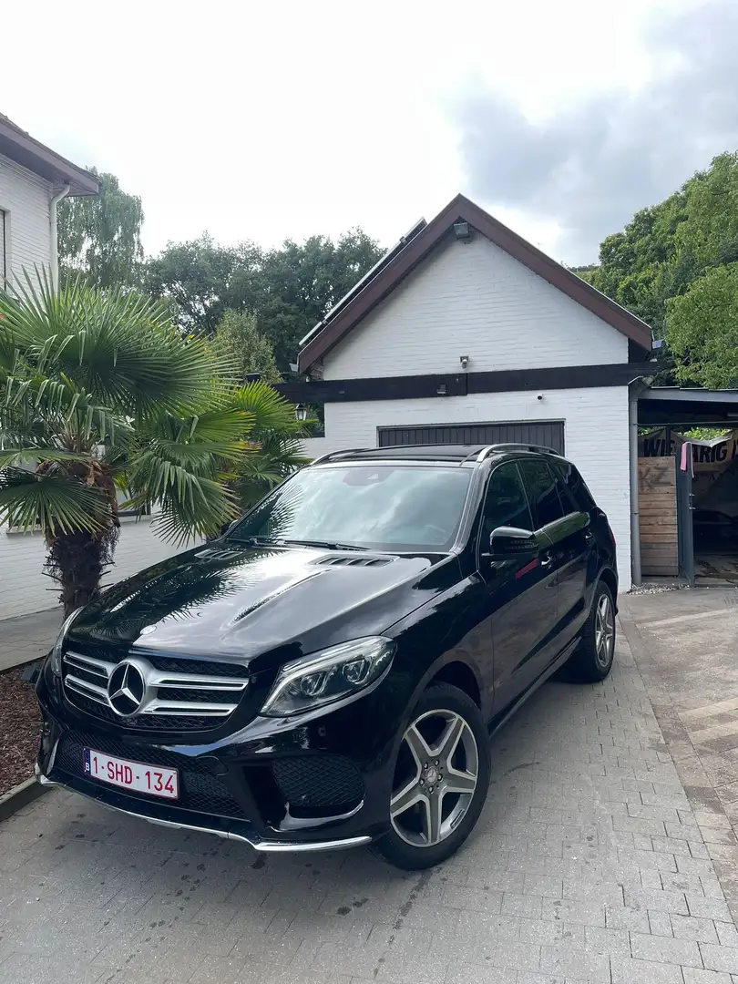 Mercedes-Benz GLE 250 d 4Matic 9G-TRONIC AMG Line - 1