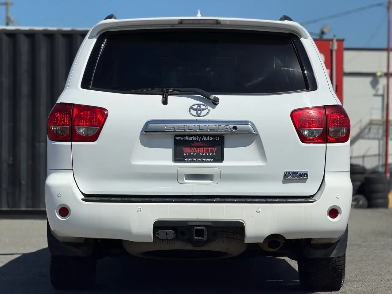 Toyota Sequoia снимка Toyota Sequoia