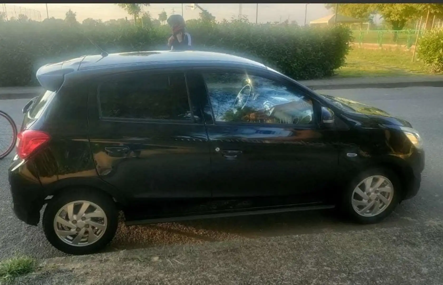 Mitsubishi Space Star Space Star II 2016 1.0 Invite Nero - 2