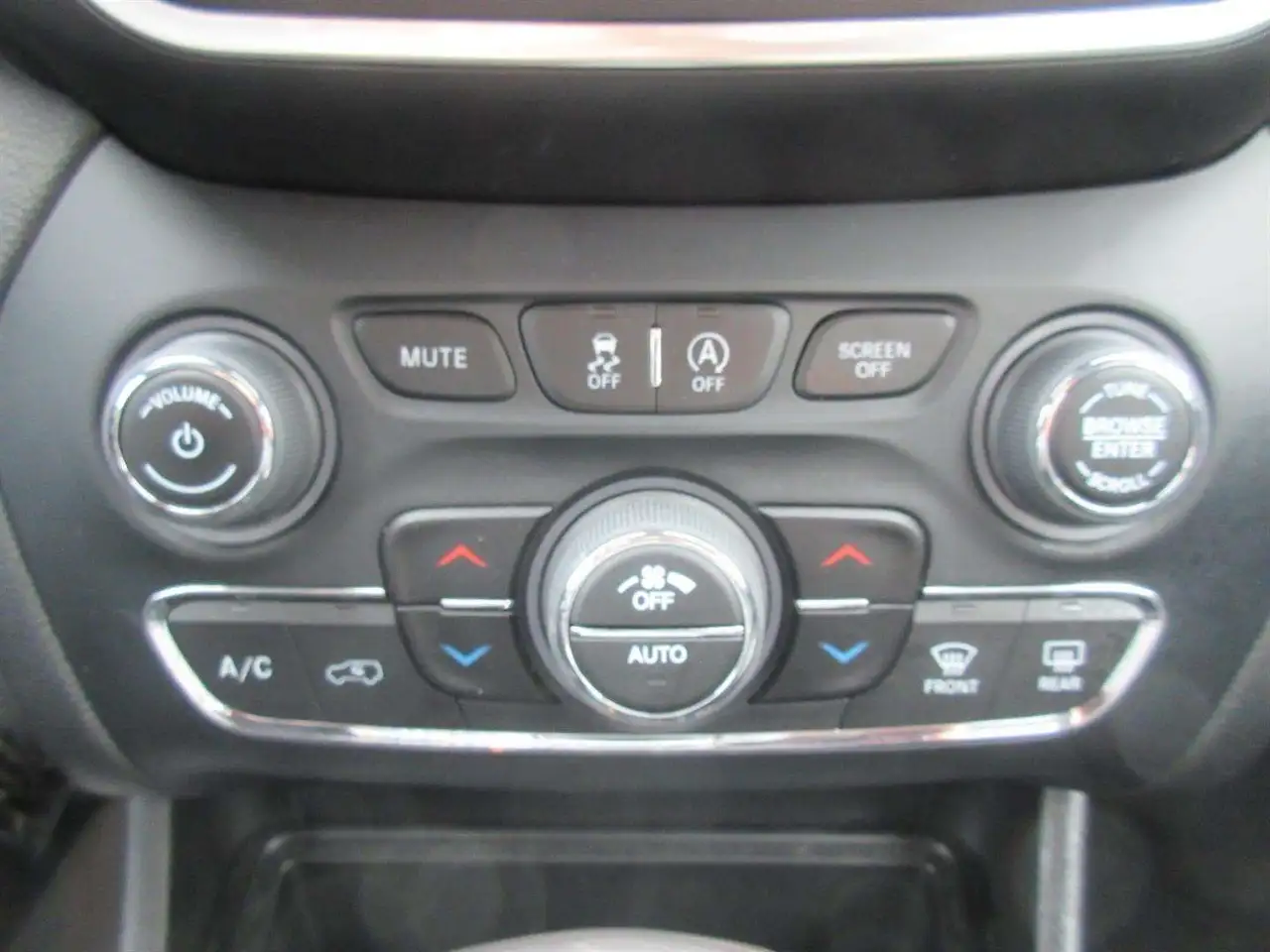 Jeep Cherokee fotografie Jeep Cherokee