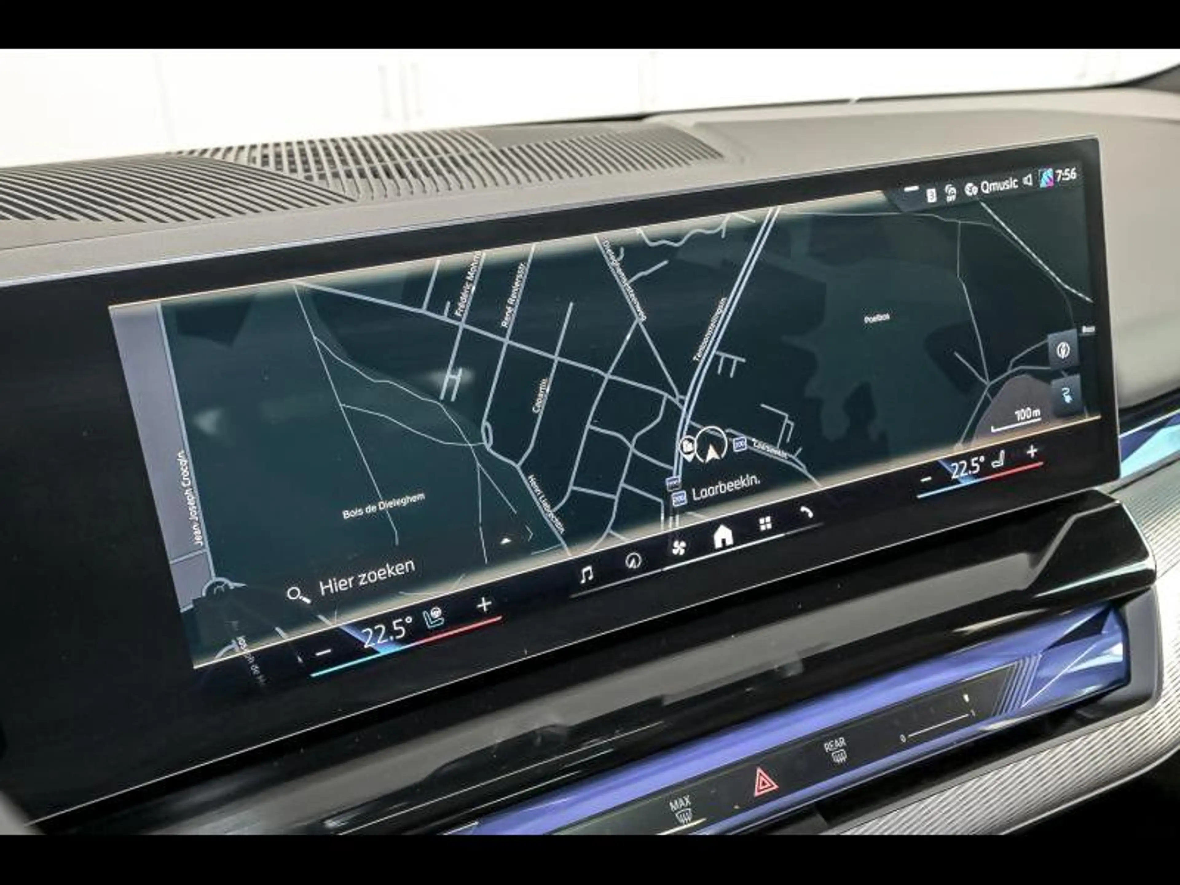 BMW i5 eDrive40 Touring - M Pack — photo 14