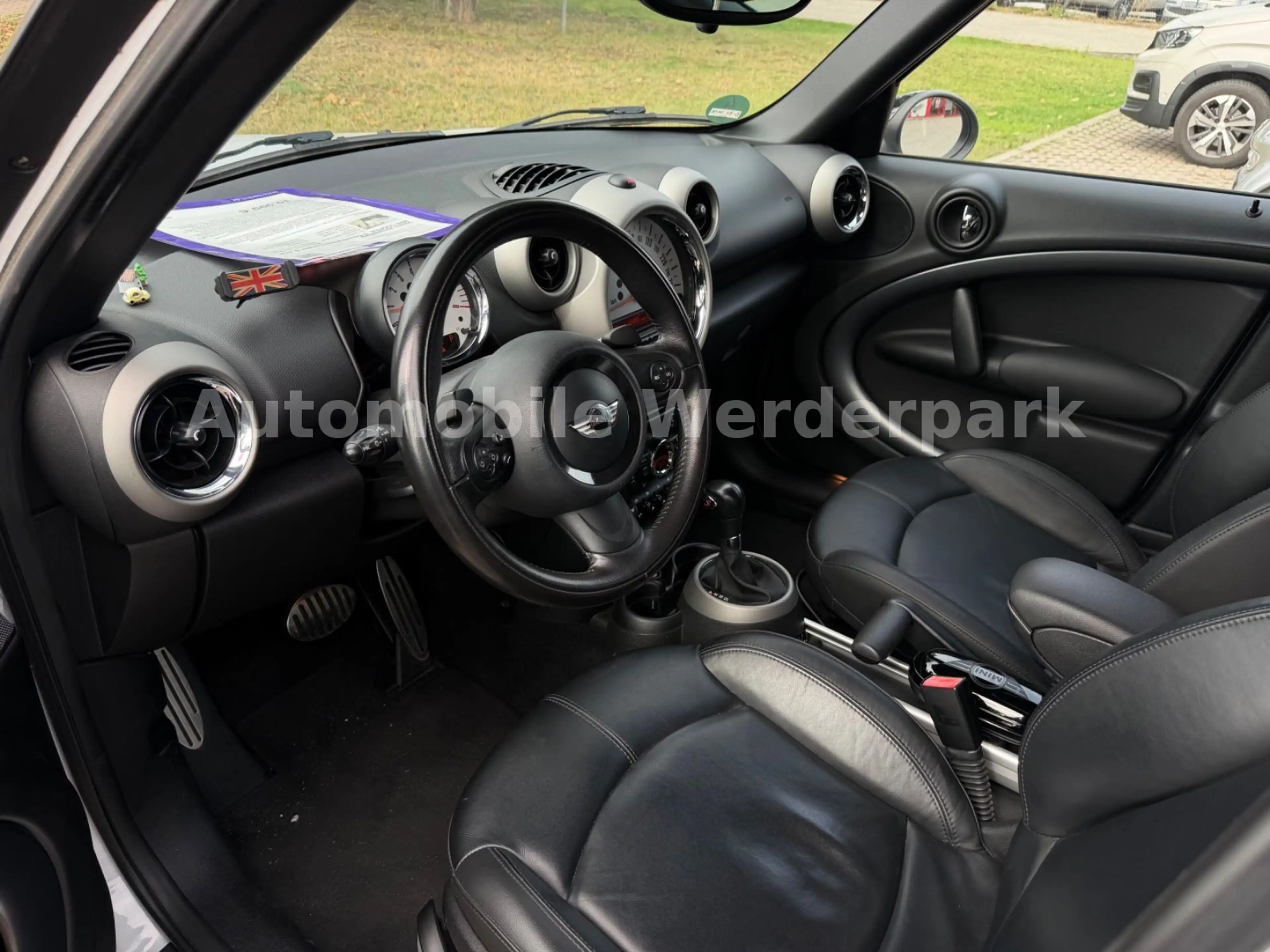 MINI Cooper S Countryman Cooper S All4 — photo 16