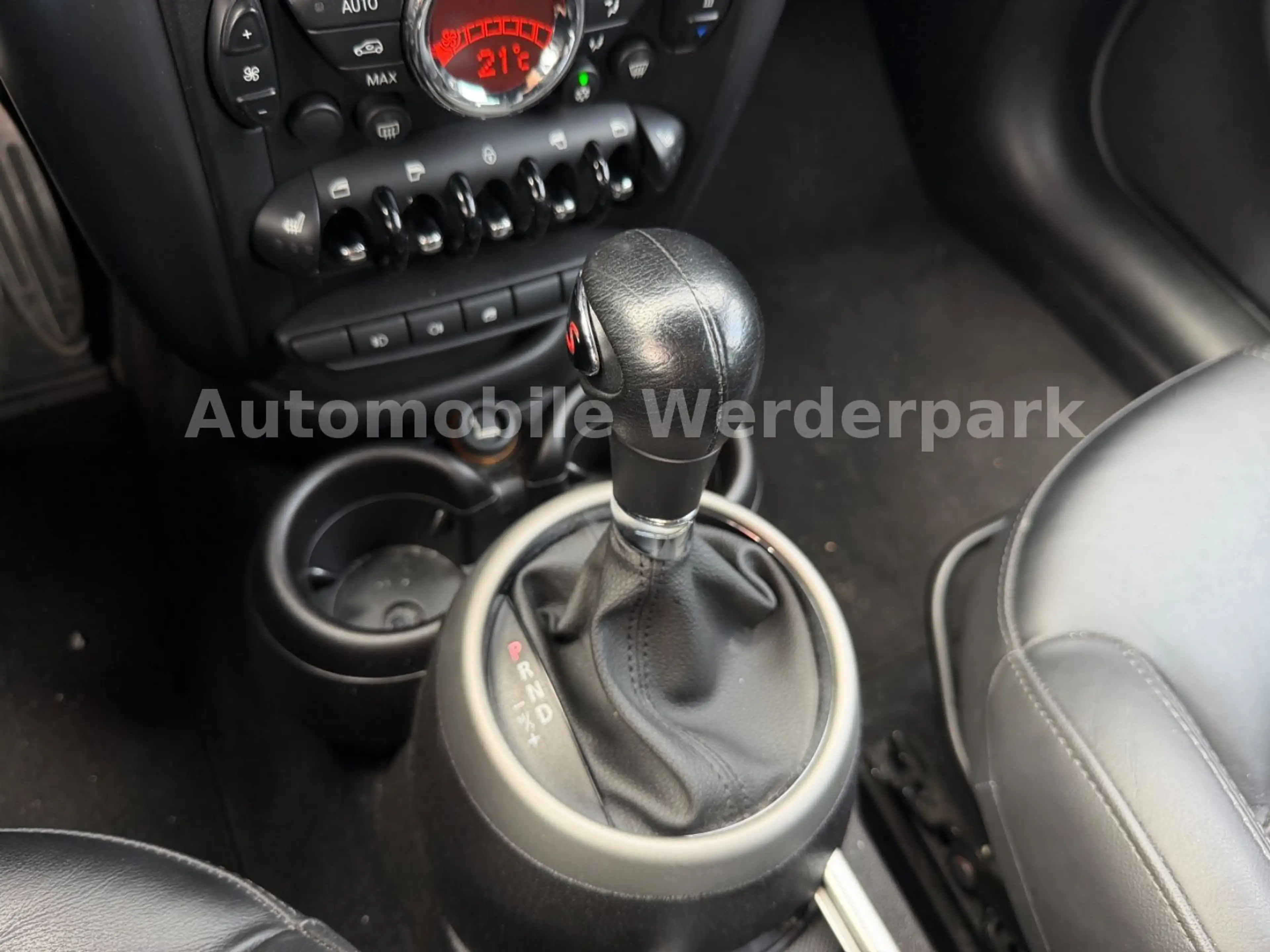 MINI Cooper S Countryman Cooper S All4 — photo 19
