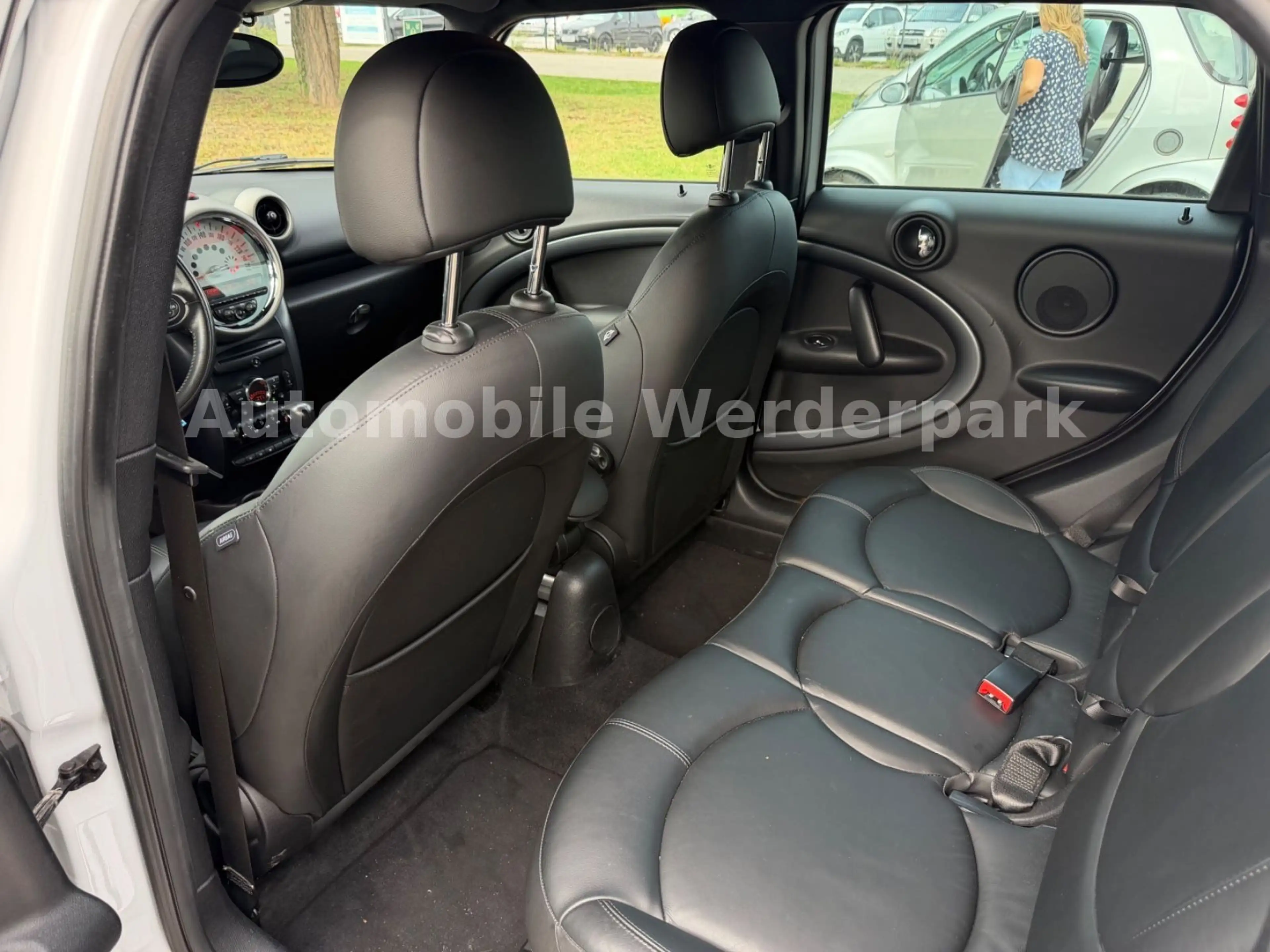 MINI Cooper S Countryman Cooper S All4 — photo 13