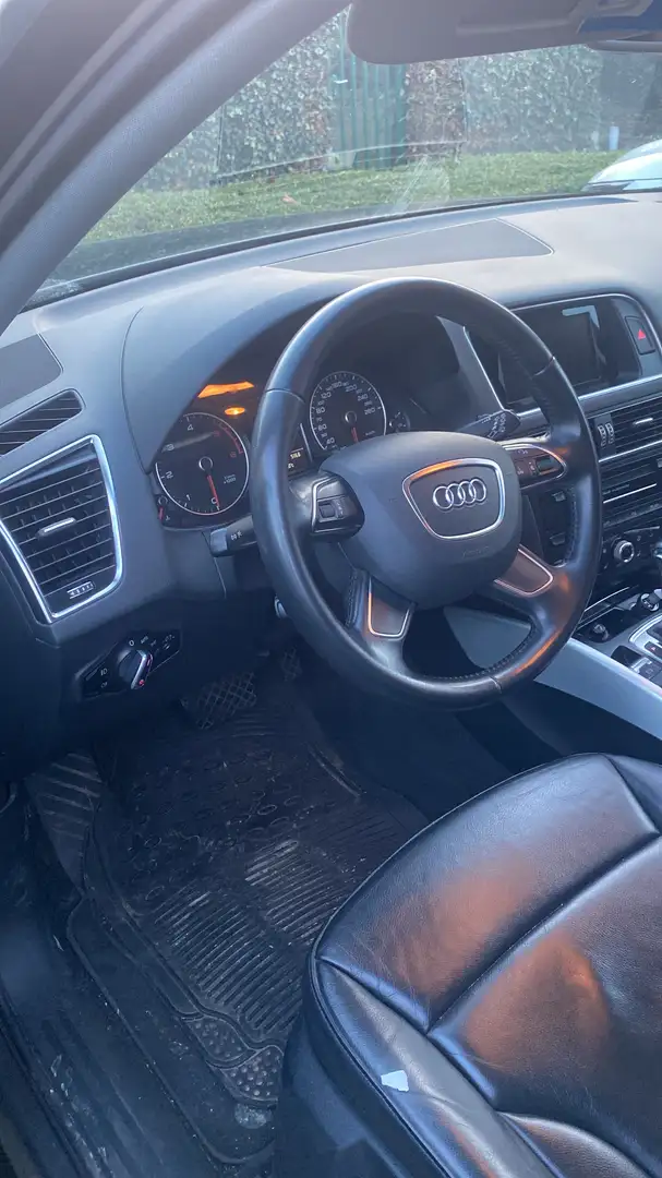 Audi Q5 2.0 TDi Quattro S tronic - 2