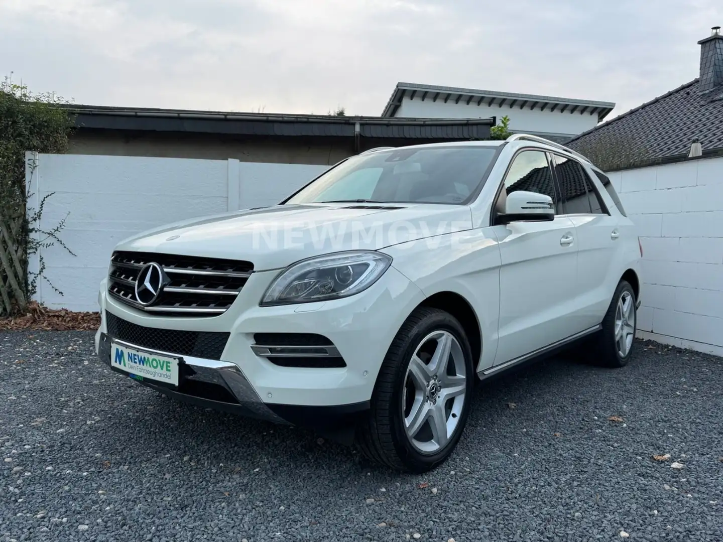 Mercedes-Benz ML 250 CDI BlueTec Navi ILS SHZ Kamera Tempo PDC Blanc - 2