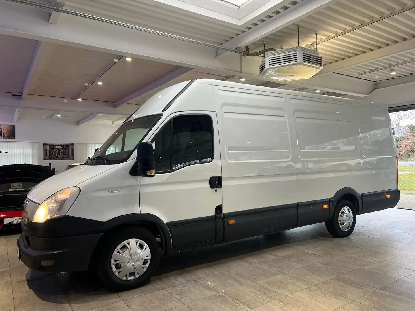 Iveco Daily 3,0 HPI 35s17 Maxi Hoch+Lang XXL Blanc - 1