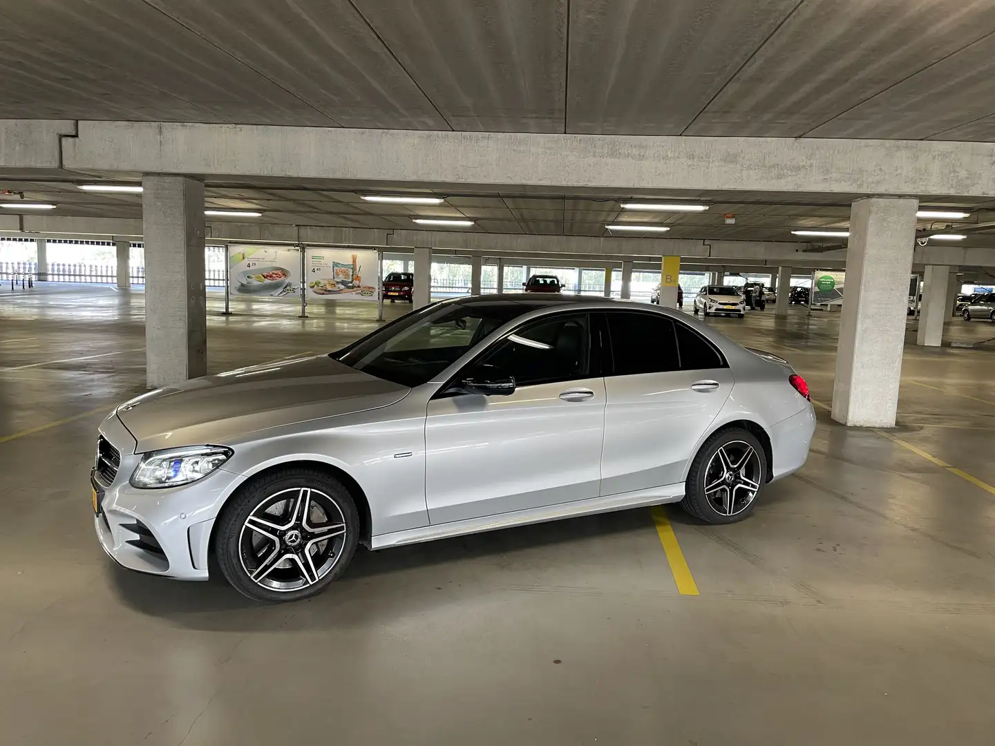 Mercedes-Benz C 300 e 4Matic 9G-TRONIC AMG Line Full opties 333pk - 2