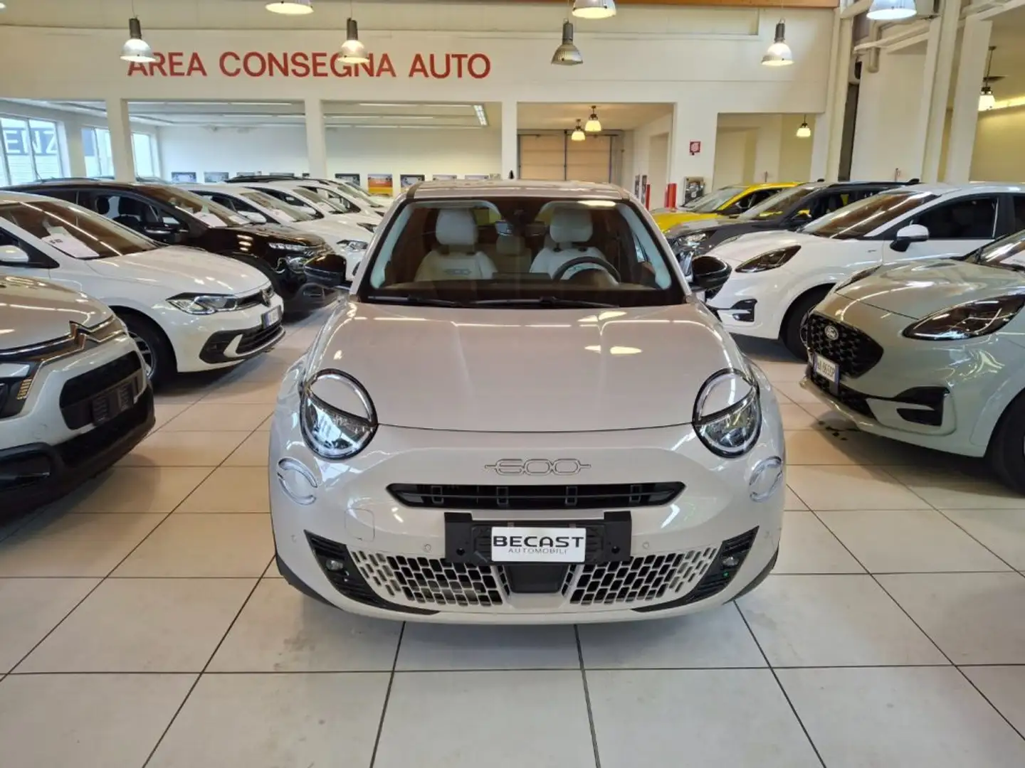 Fiat 600 Hybrid 100 CV DCT MHEV La Prima - PROMO K73 Beige - 2