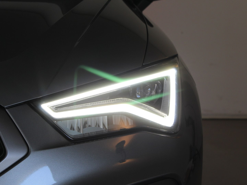 SEAT Ateca FR 2.0 TDI DSG — photo 11