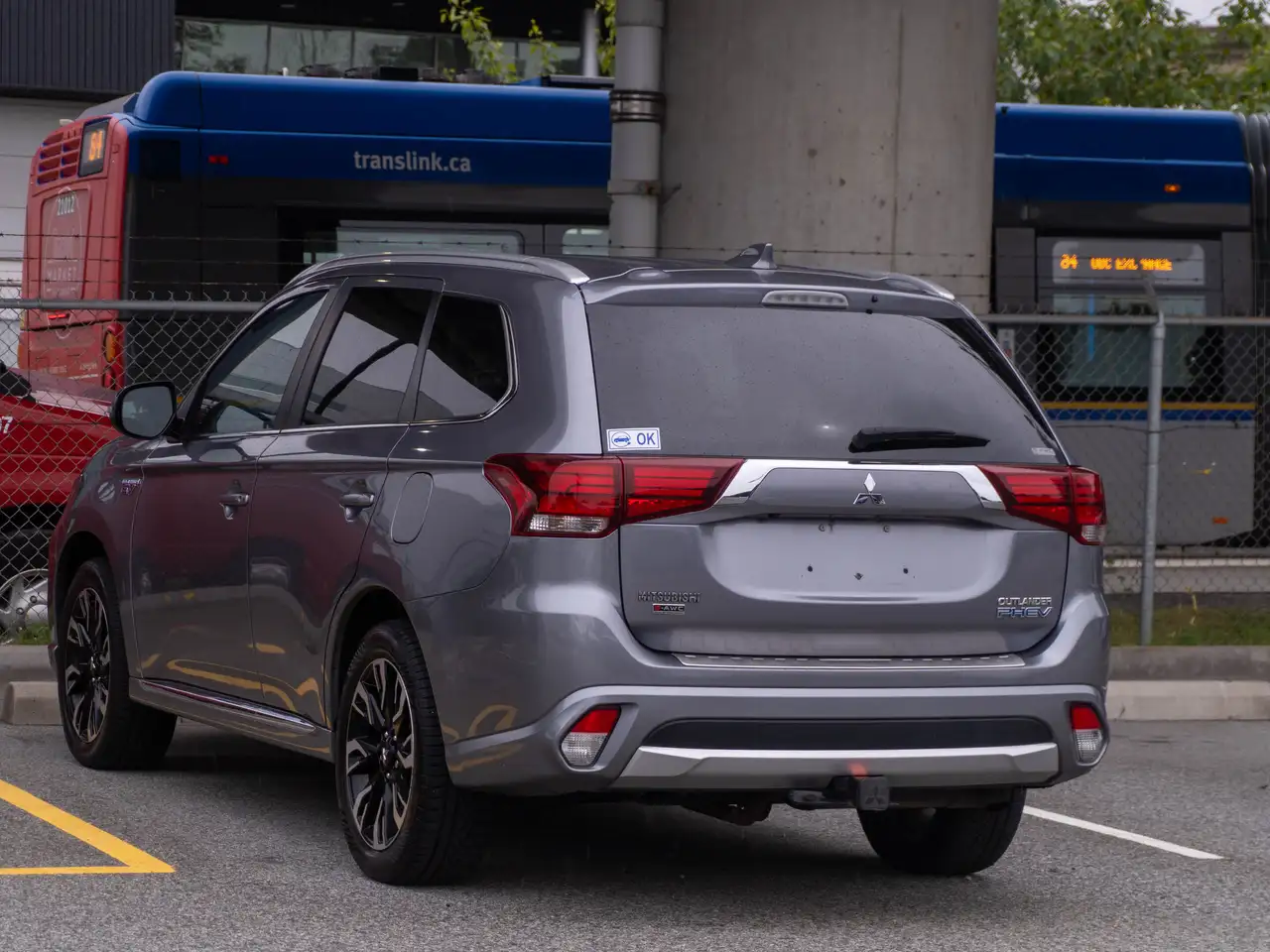 Mitsubishi Outlander photo Mitsubishi Outlander