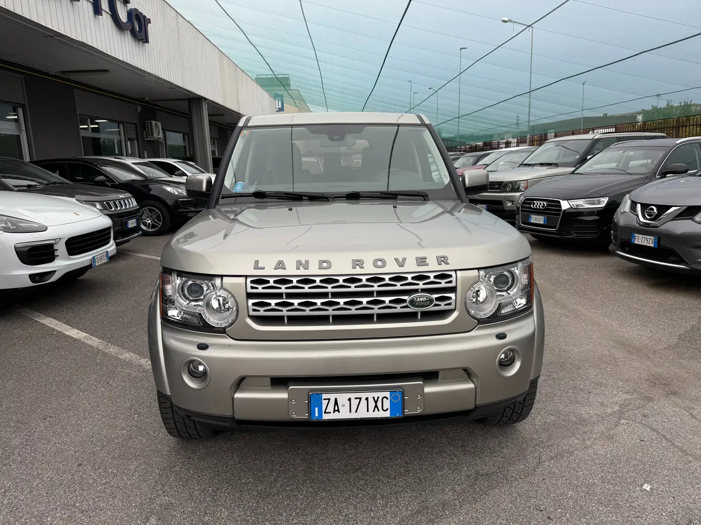 Land Rover Discovery Discovery IV 3.0 sdV6 SE / 7 POSTI Beige - 2