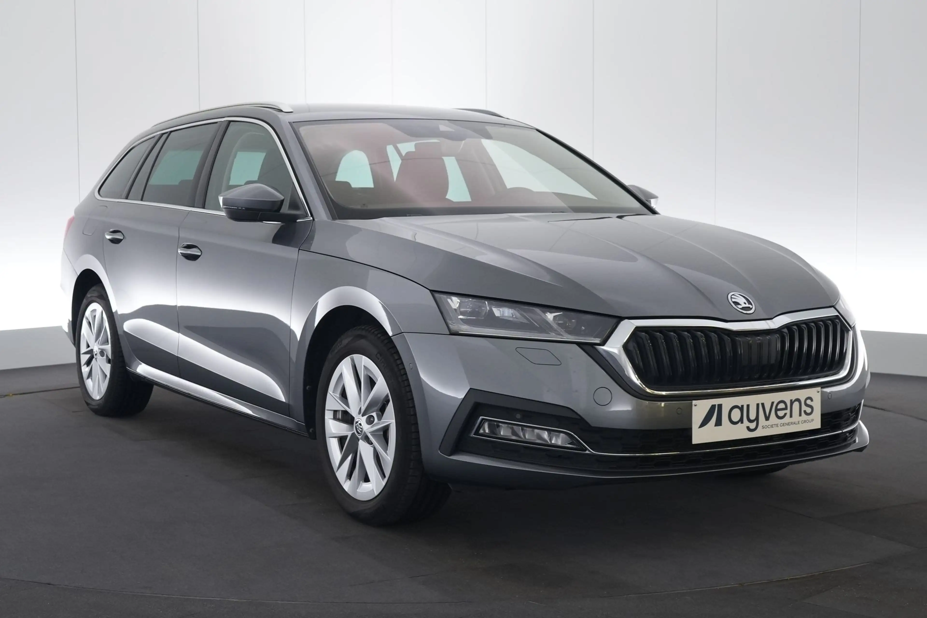 Skoda Octavia Combi 1.4 TSI PHEV DSG Clever+ LED GPS PDC CAM Key — photo 3