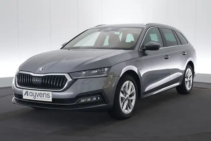 Skoda Octavia Combi 1.4 TSI PHEV DSG Clever+ LED GPS PDC CAM Key