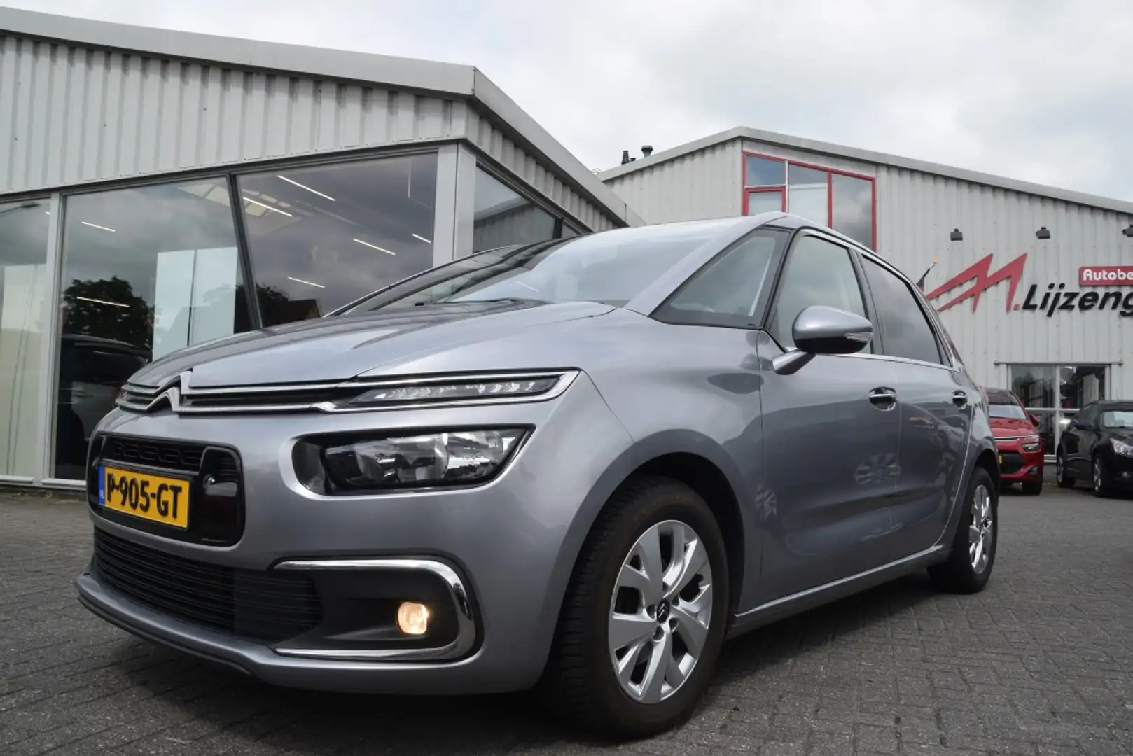 Citroen C4 Picasso 1.6 BlueHDI Business 94g. Carplay | Navi | Bluetoo Grijs - 2