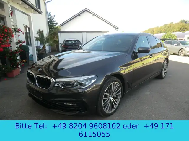 Bmw 530 i Limousine Sport Line / HeadUp / Leder