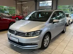 Volkswagen Touran 2.0 TDI BMT DSG/ 1Hand / NAVI / ACC / PDC