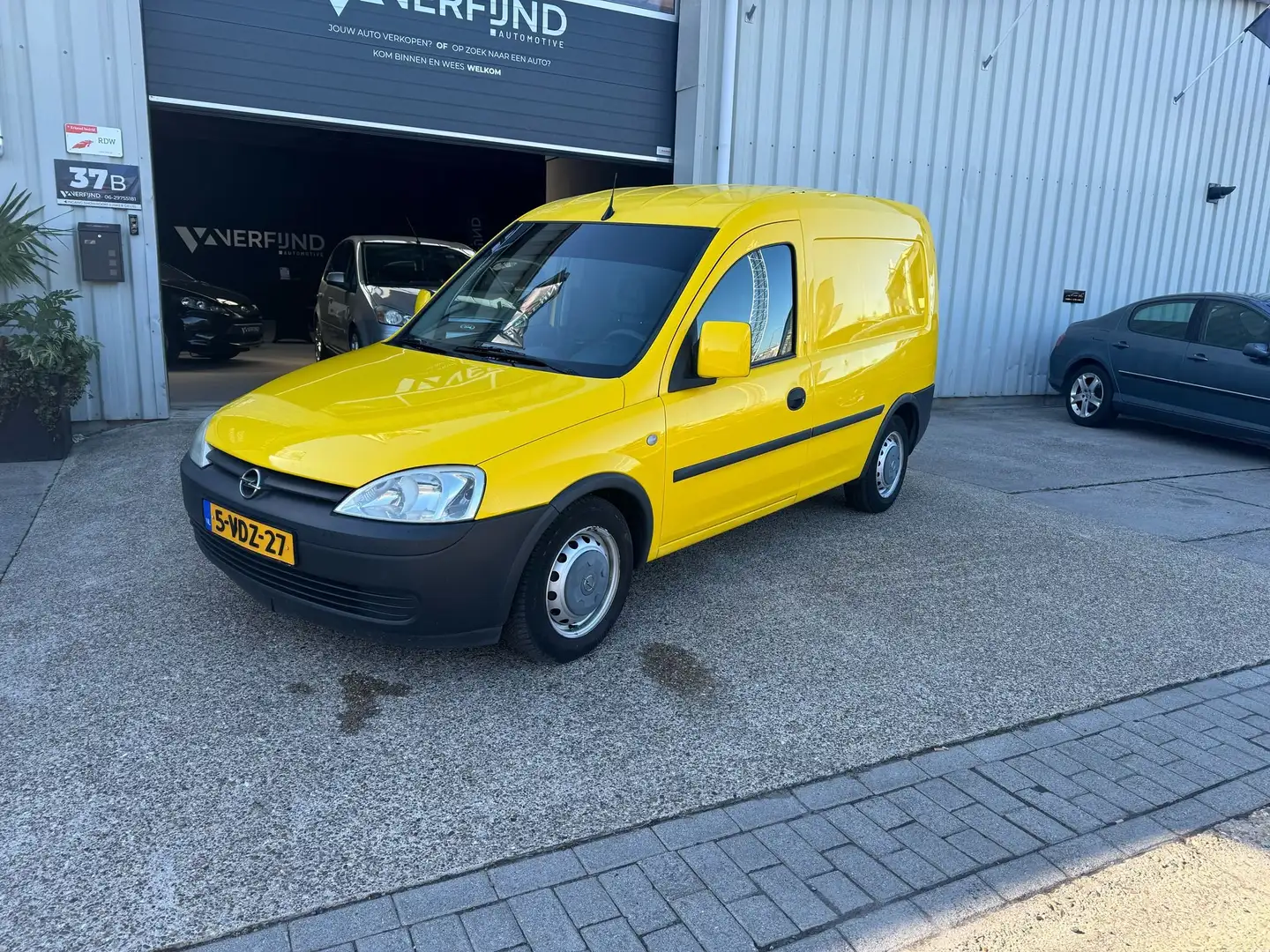 Opel Combo Combo 1.3 CDTi Comfort Žlutá - 2