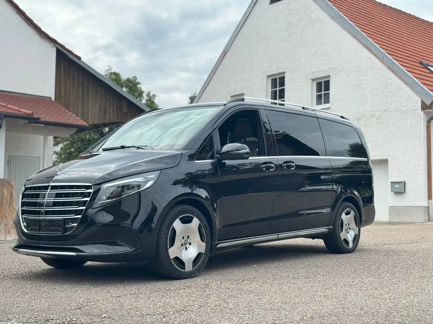 Mercedes-Benz V 300 V300 AMG LONG EXCLUSIVE PANO 7-SEATS MY2026 Negro - 1