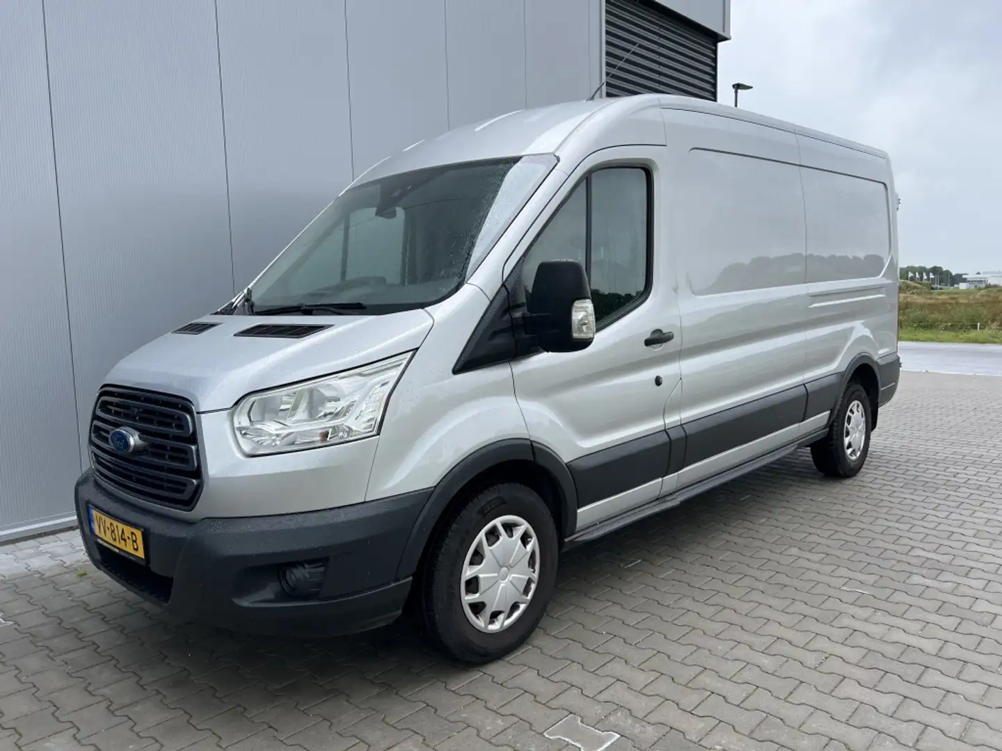 Ford Transit 350 2.2 TDCI L3H2 Tr Grijs - 1