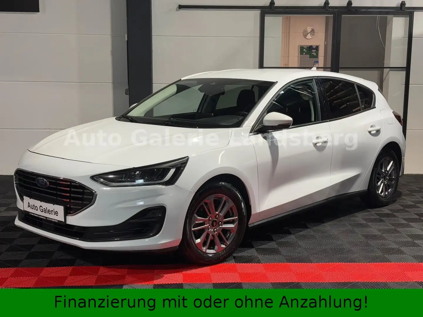 Ford Focus Lim. Titanium*Apple Carplay*Tempomat*LED* Weiß - 1