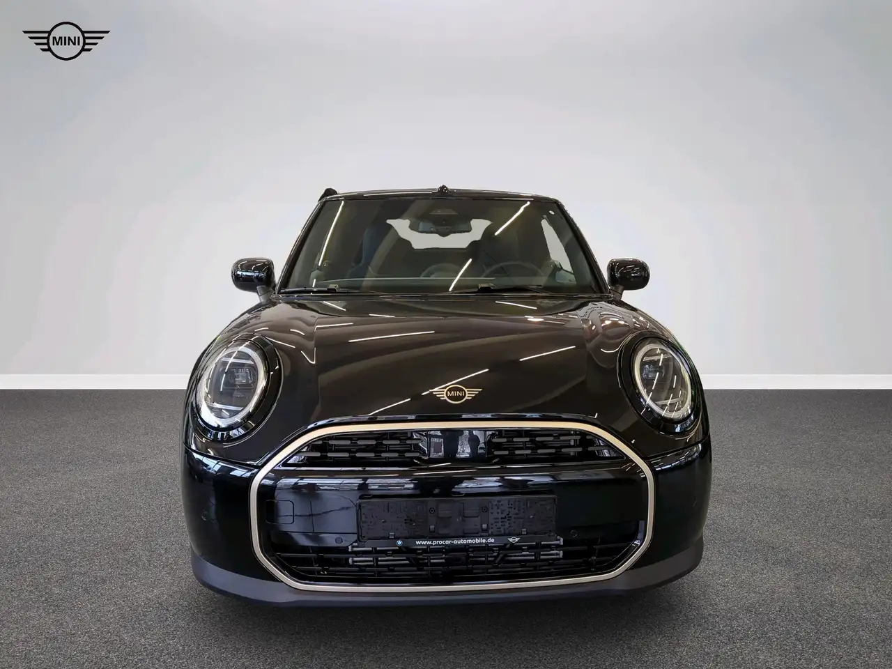 MINI Cooper C Cabrio Favoured Trim 15