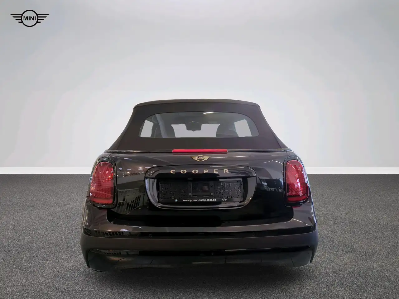 MINI Cooper C Cabrio Favoured Trim 19