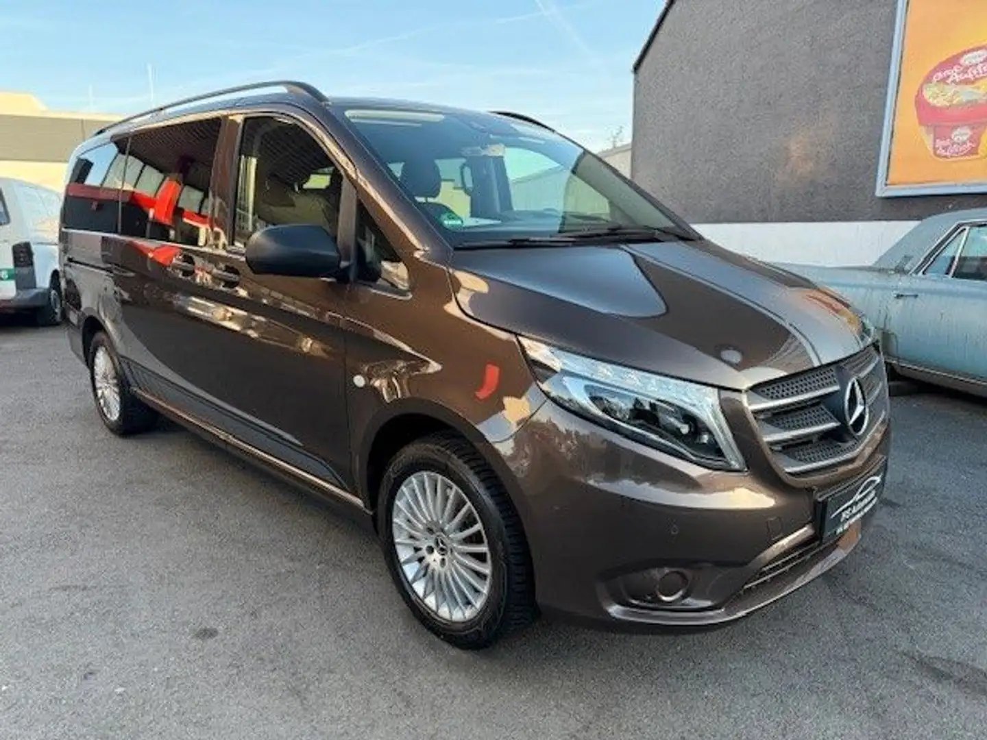 Mercedes-Benz Vito Mixto 114/116 CDI, 119 CDI/BT 4MATIC lang Braun - 2