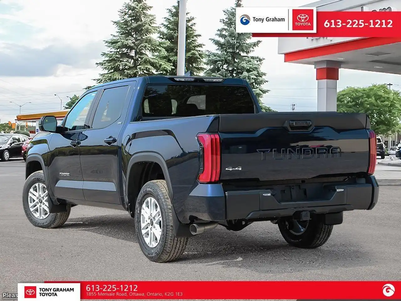 Toyota Tundra снимка Toyota Tundra
