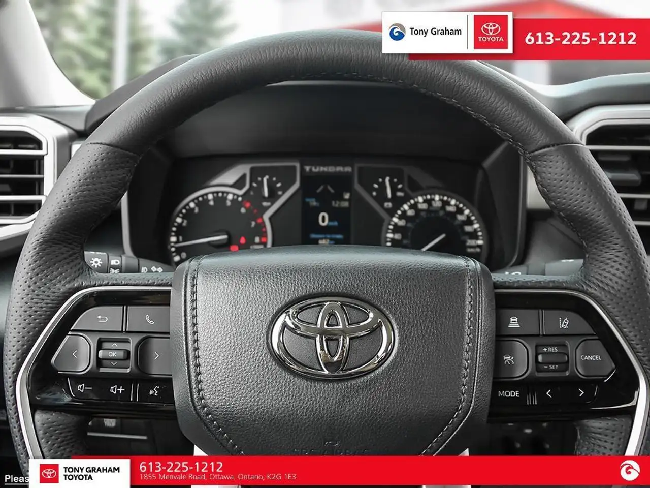 Toyota Tundra снимка Toyota Tundra