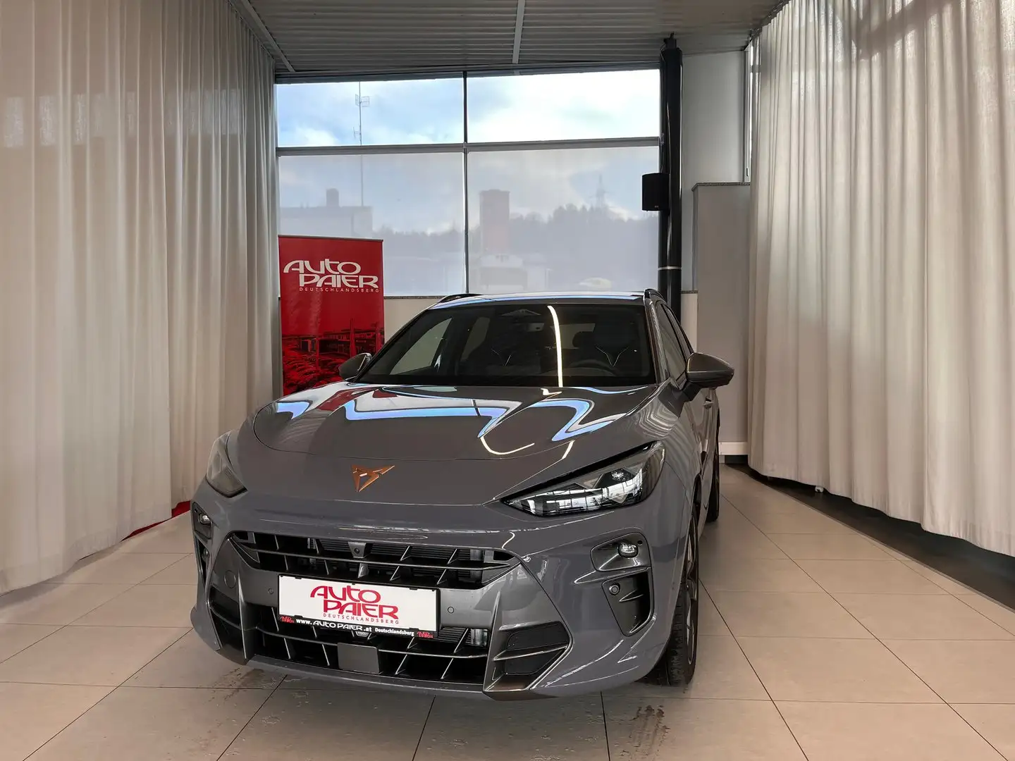 CUPRA Terramar e-HYBRID 204 PS DSG Grau - 2