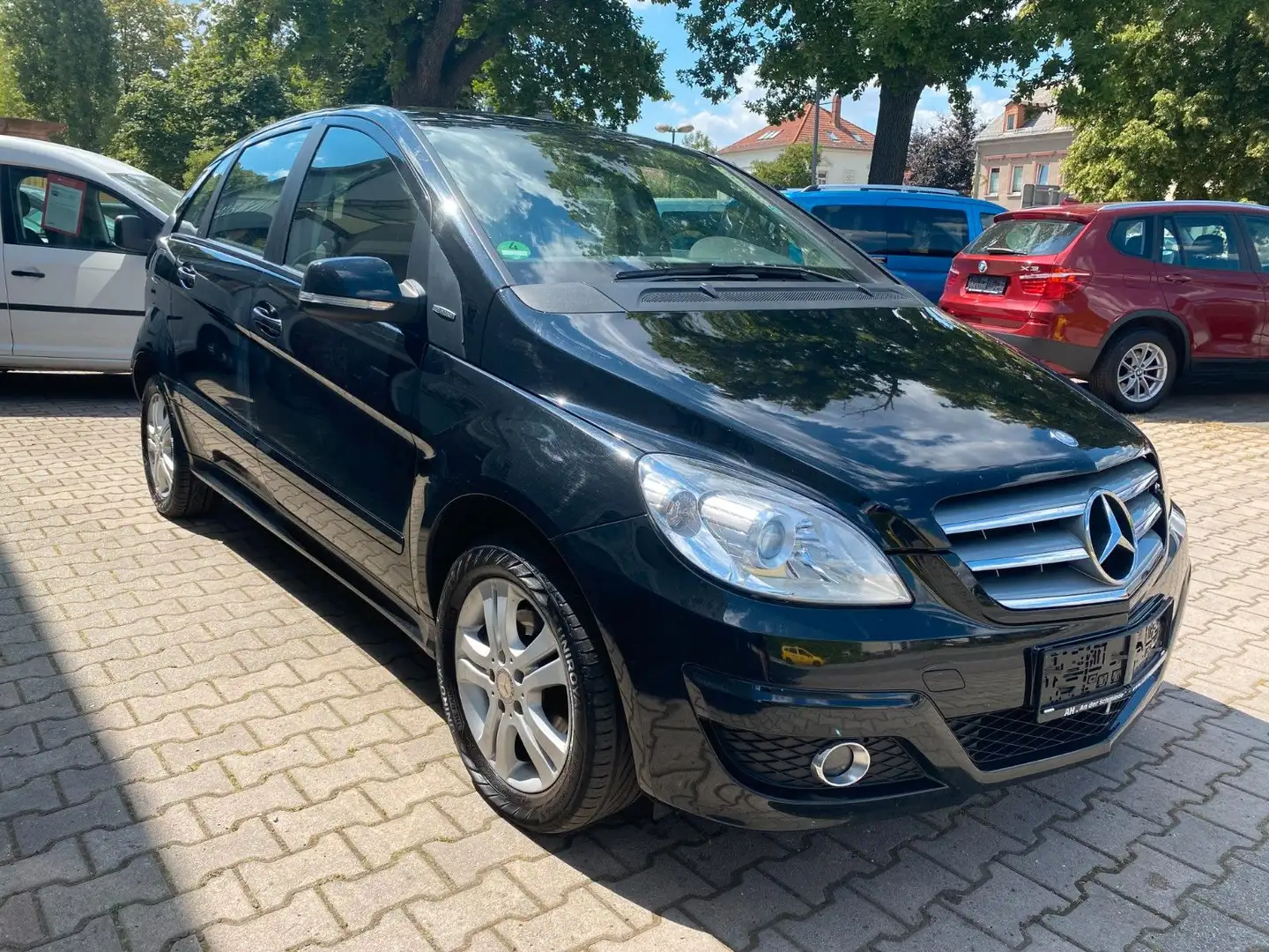 Mercedes-Benz B 170 NGT,Panoramad,Klima,Sitzhzg,Ahk Schwarz - 1