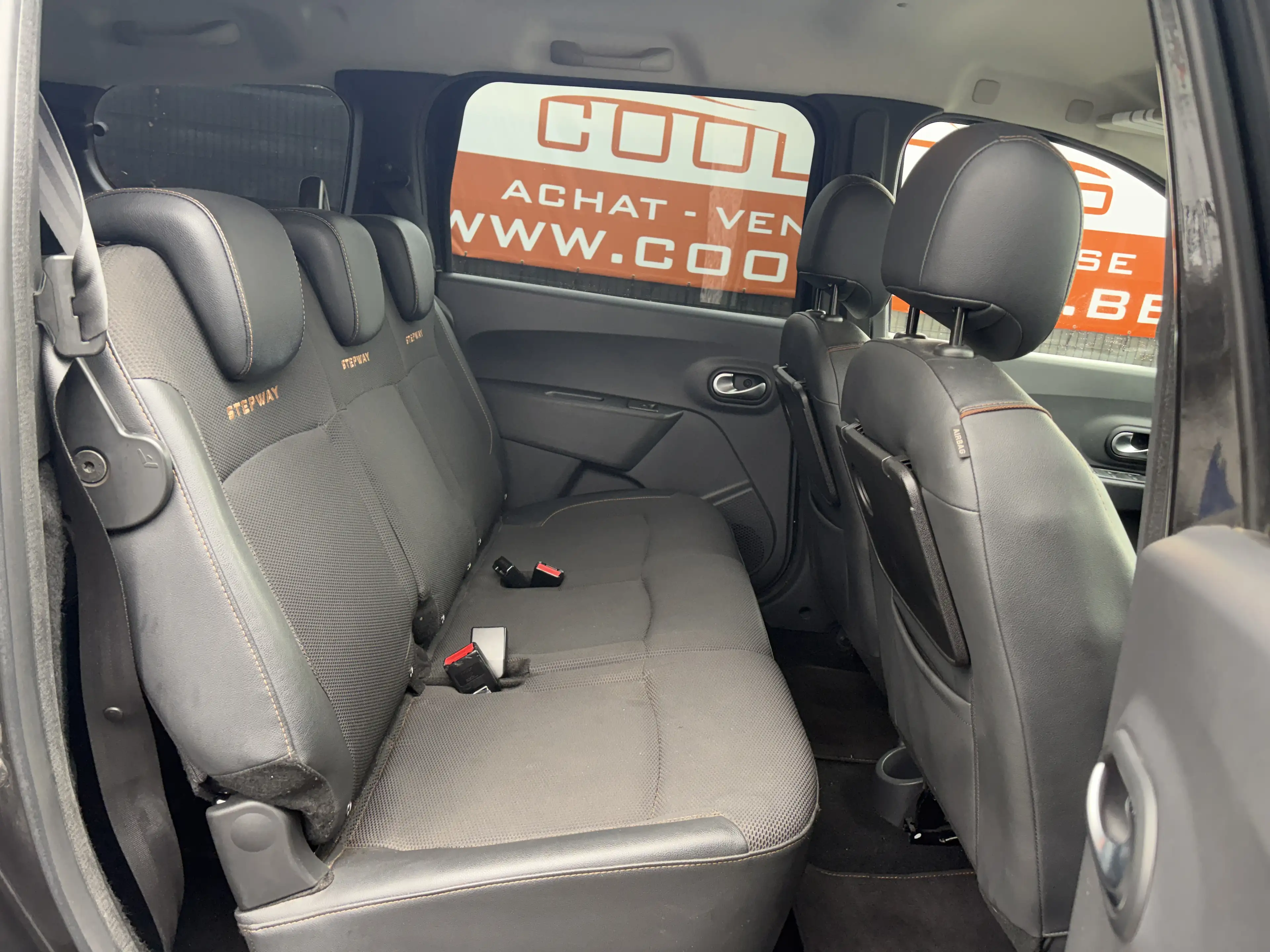 Dacia Lodgy Stepway 1.2 TCe Explorer 7pl - EU6 - GARANTIE 1AN — photo 10