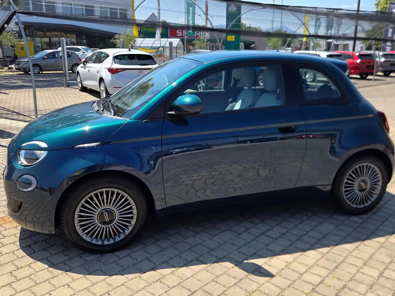 Fiat 500 E (Icon) 42kwh*1.BESITZ/NAV/FREISPRECH/KLIMAAUT./LED/*, миниатюра 3