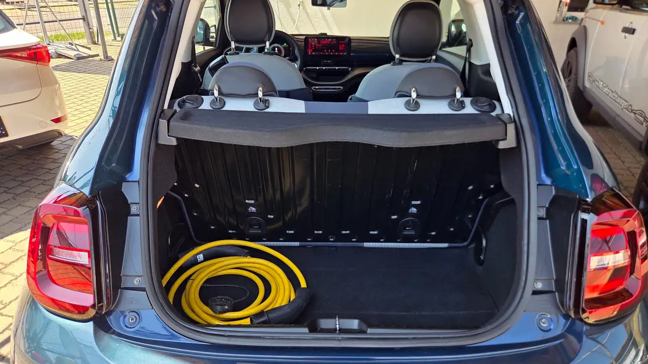 Fiat 500 E (Icon) 42kwh*1.BESITZ/NAV/FREISPRECH/KLIMAAUT./LED/*, миниатюра 26