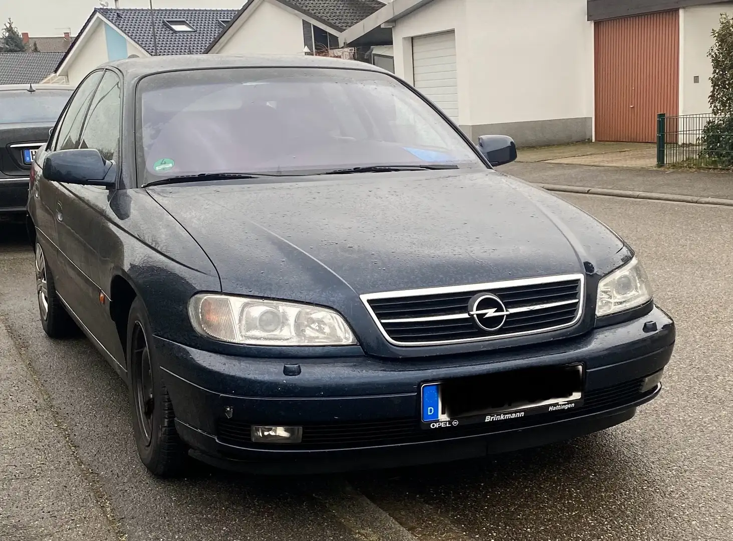 Opel Omega 3.0 l Blau - 1