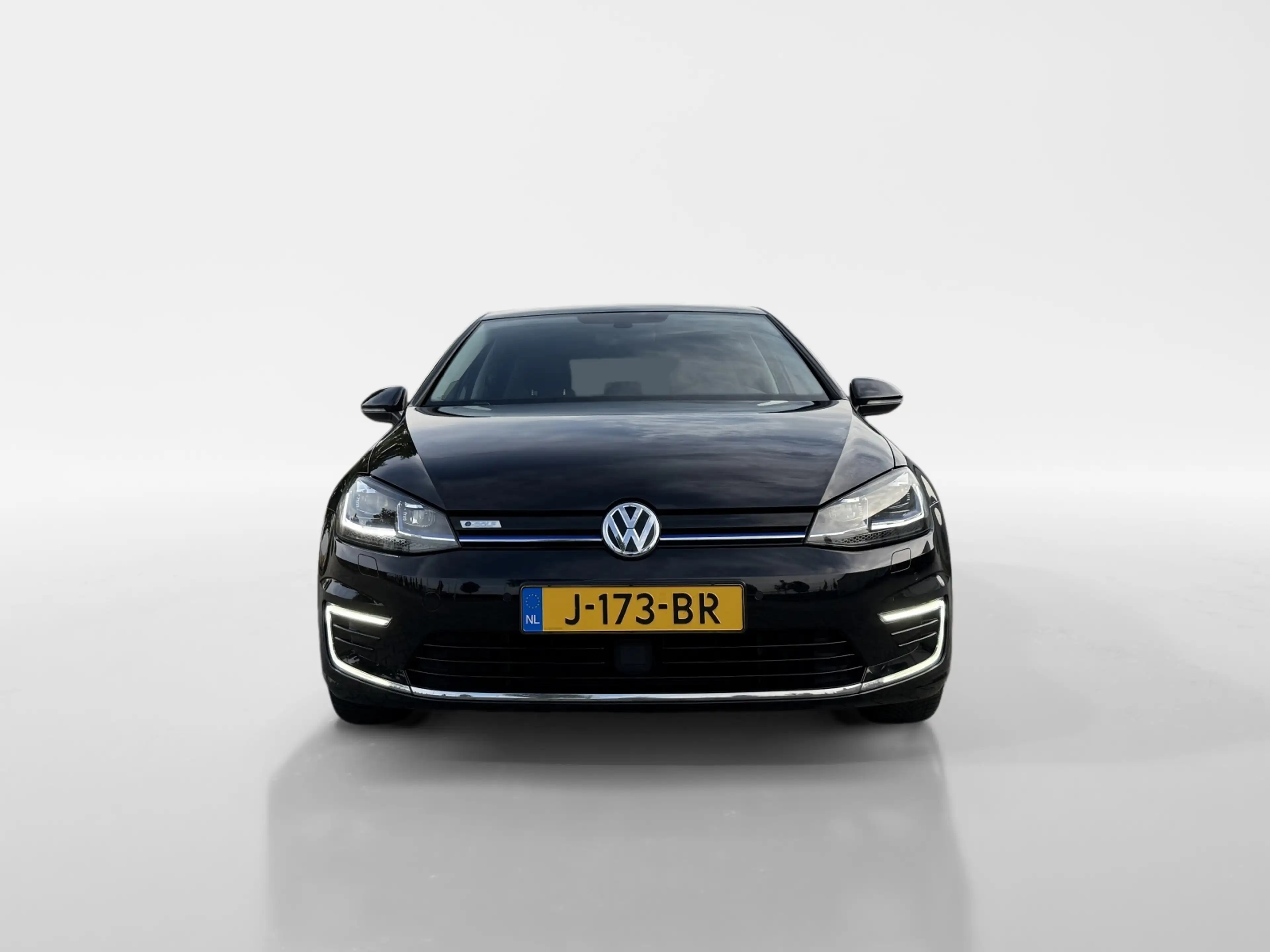 Volkswagen e-Golf E-DITION Warmtepomp / Virtual / Dealer Onderhouden — photo 6