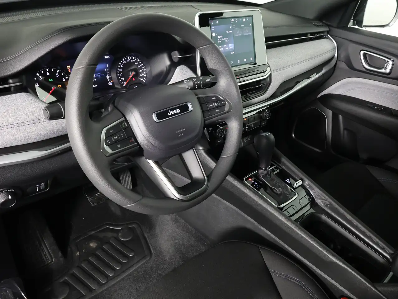 Jeep Compass снимка Jeep Compass
