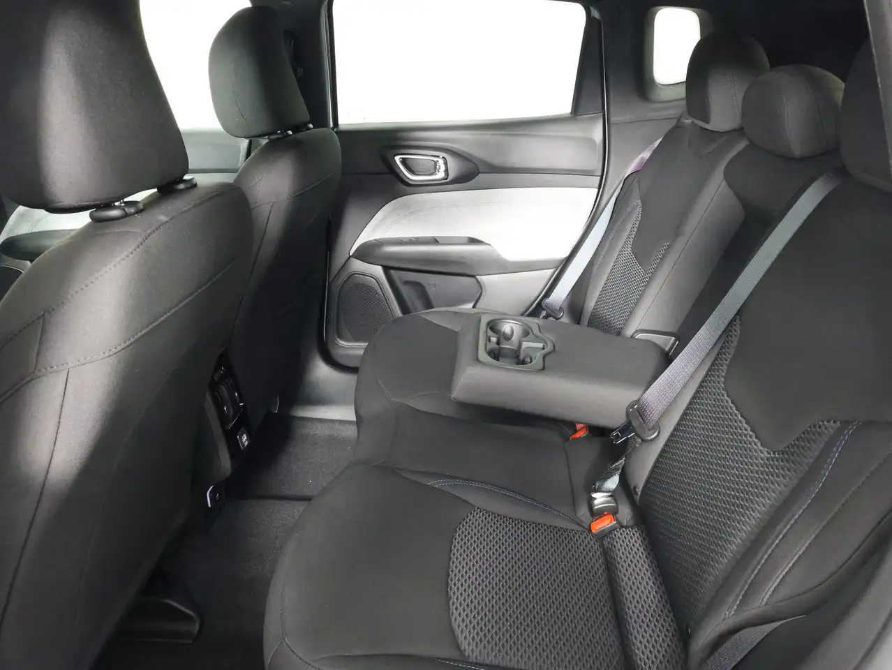 Jeep Compass снимка Jeep Compass