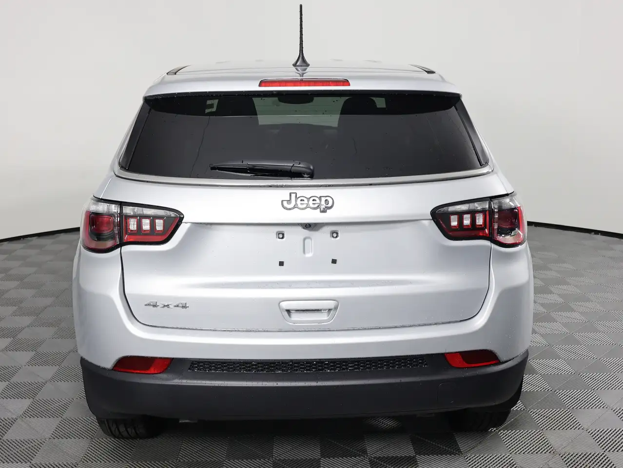 Jeep Compass снимка Jeep Compass