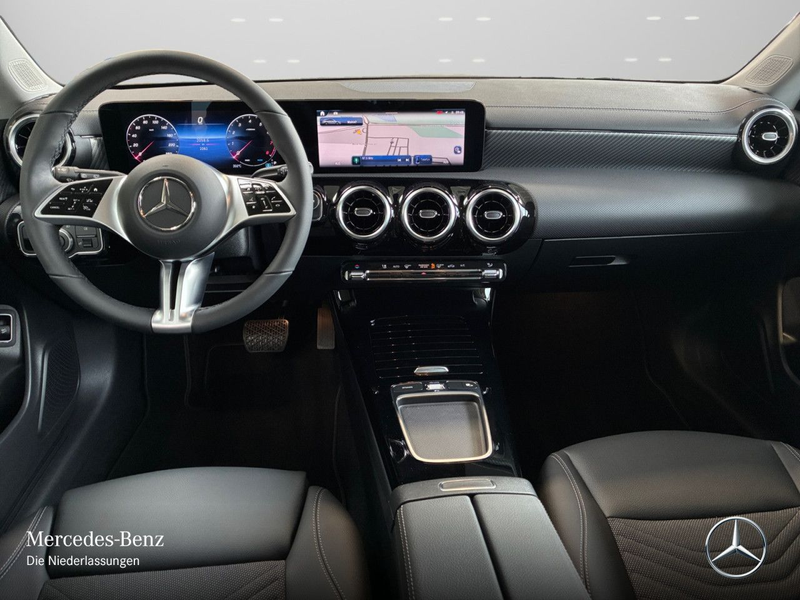 Mercedes-Benz CLA 180 PROGRESSIVE+LED+KAMERA+7G — photo 13