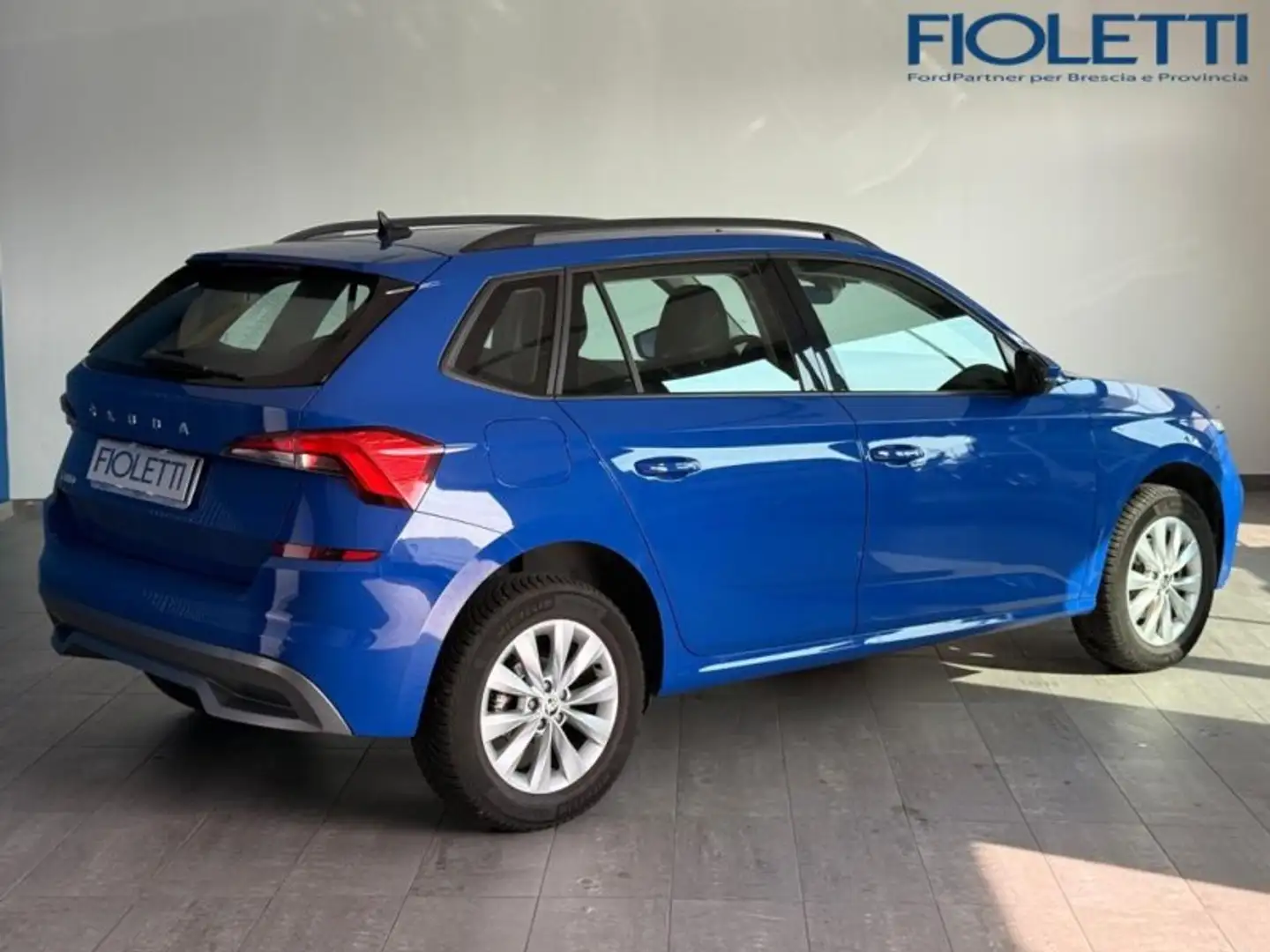 Skoda Kamiq 1.0 TSI 110 CV AMBITION Blauw - 2