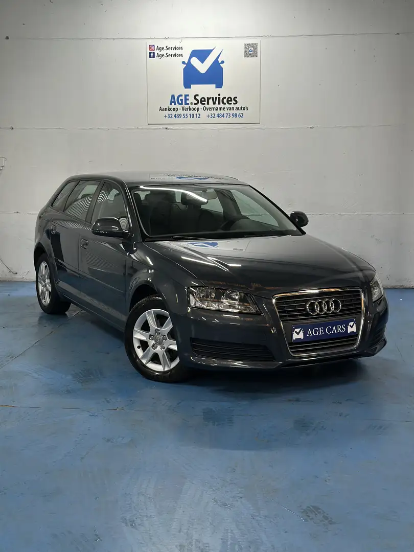 Audi A3 Sportback 1.4 TFSI gris nardo Grijs - 2