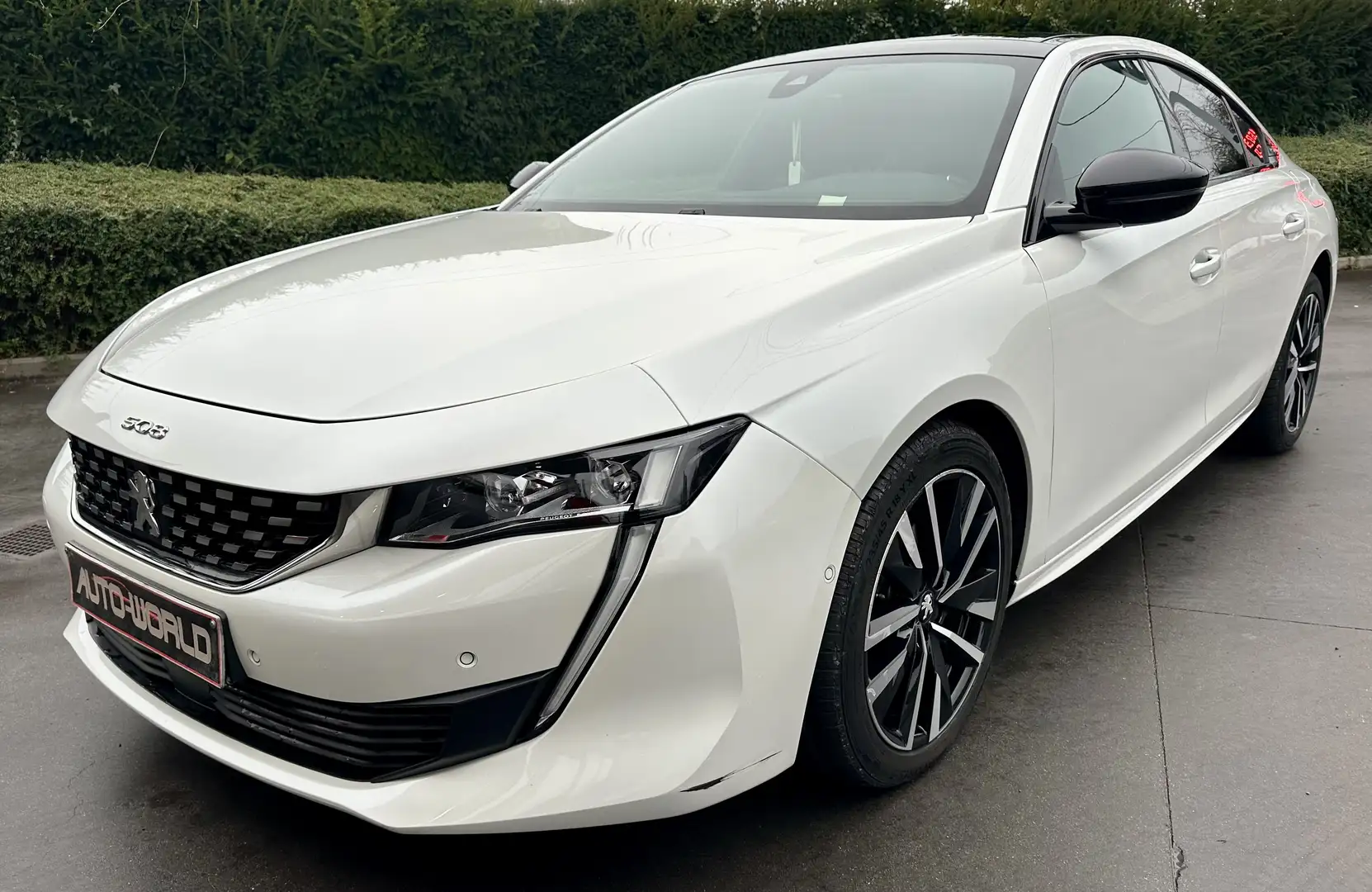 Peugeot 508 1.6 PHEV GT    14867€HTVA Blanc - 1
