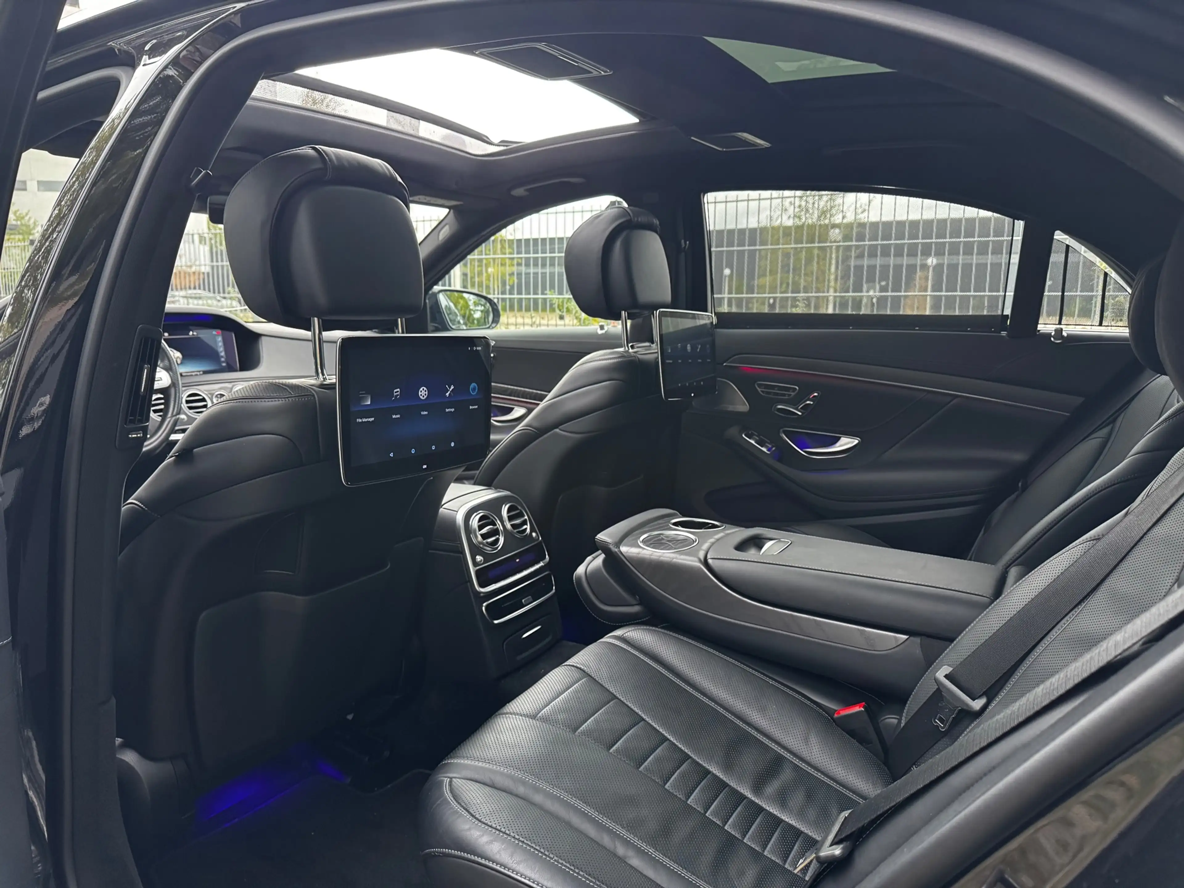 Mercedes-Benz S 560 E Lang Premium Plus|AMG|PANO|BTW AUTO|CHAFFEURSPAKKE — photo 7