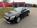 Mercedes-Benz GLA 200 CDI Automatik Panorama Navi AHK Schwarz - thumbnail 1