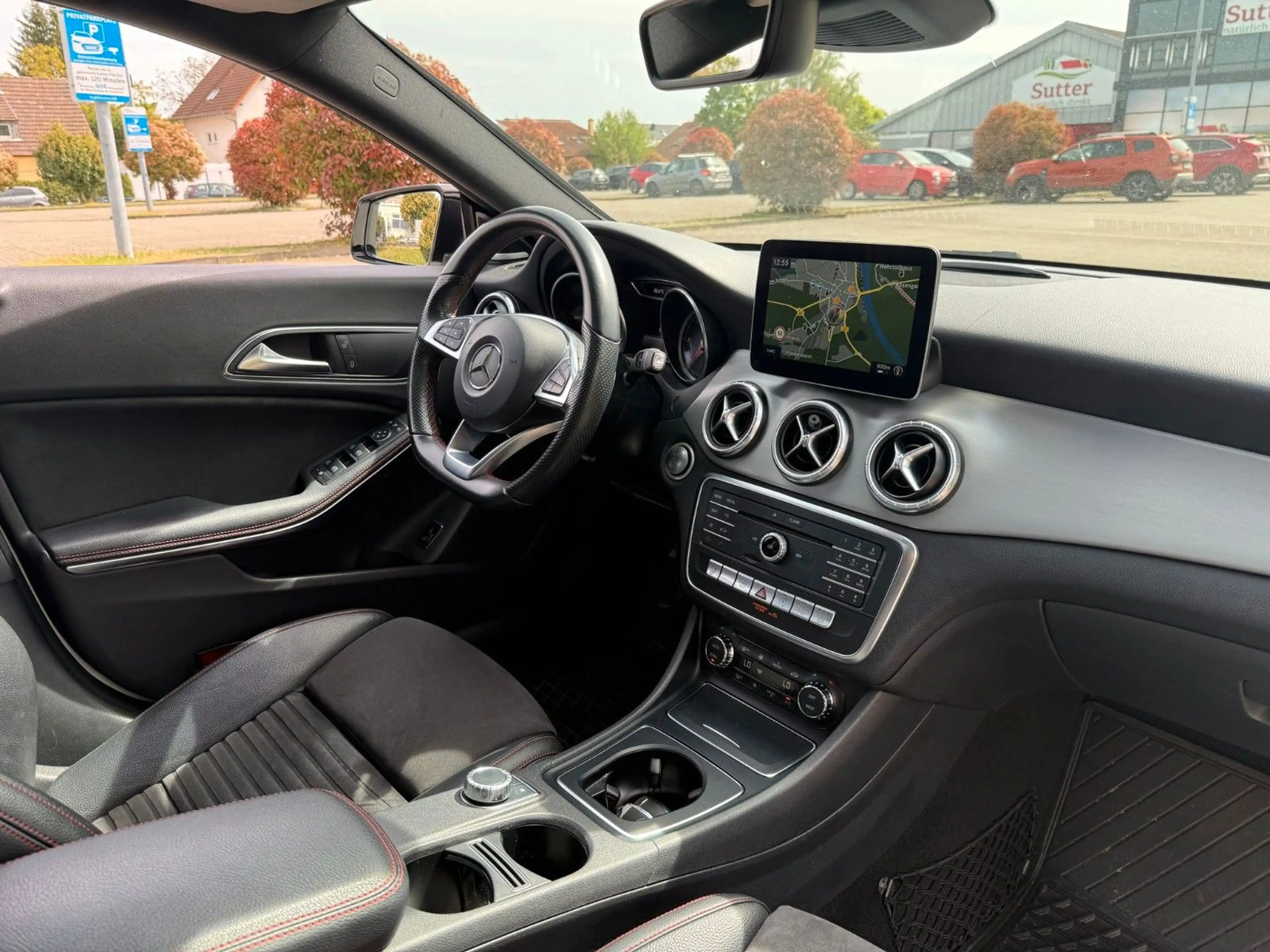 Mercedes-Benz CLA 220 AMG Line/Night/Pano — photo 14