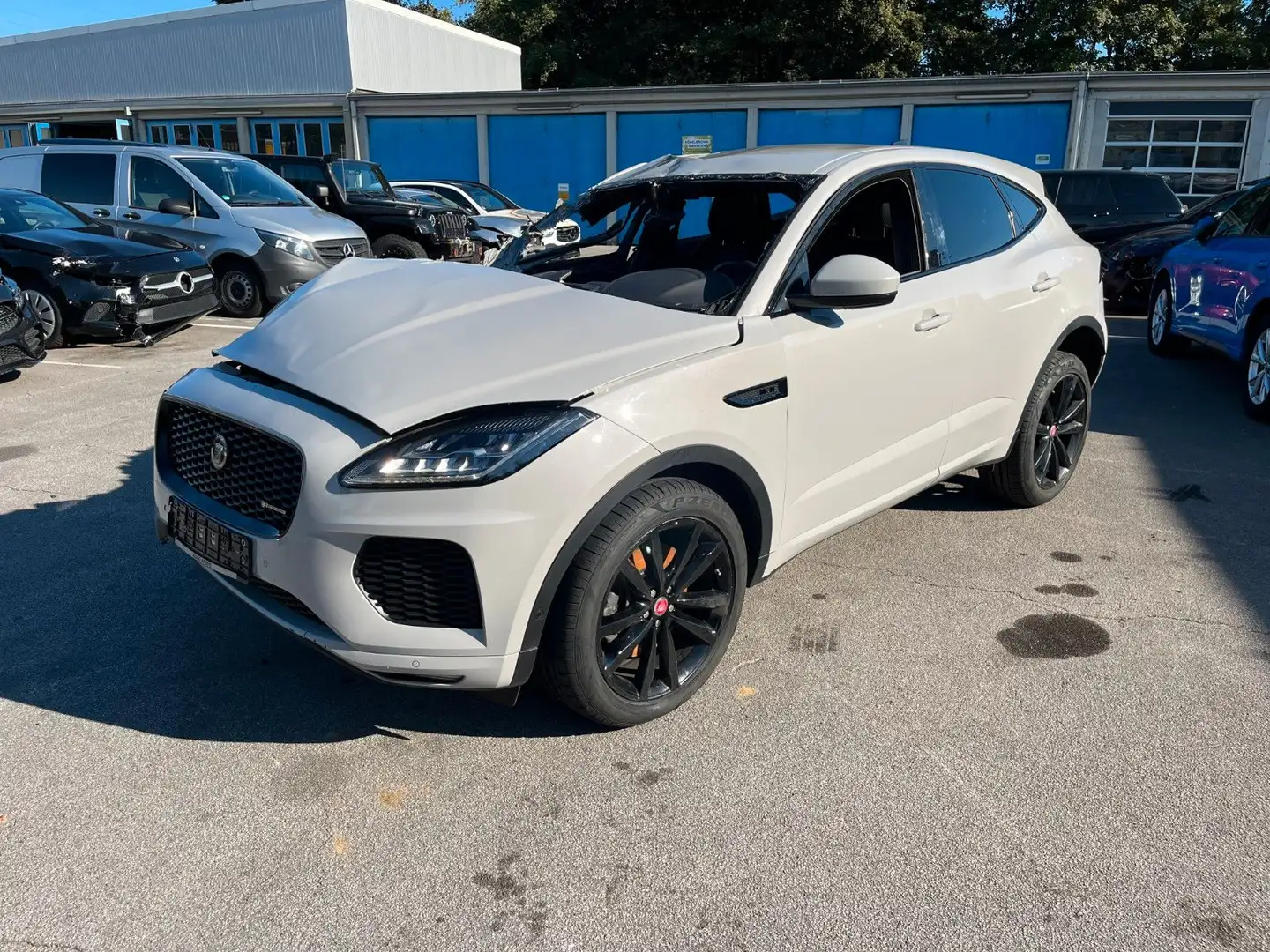 Jaguar E-Pace R-Dynamic S AWD Grau - 1