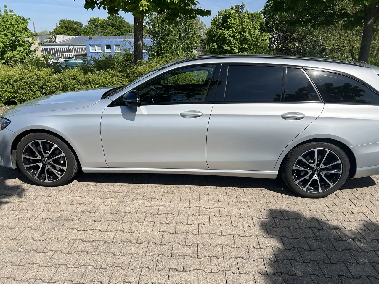 Mercedes-Benz E 220