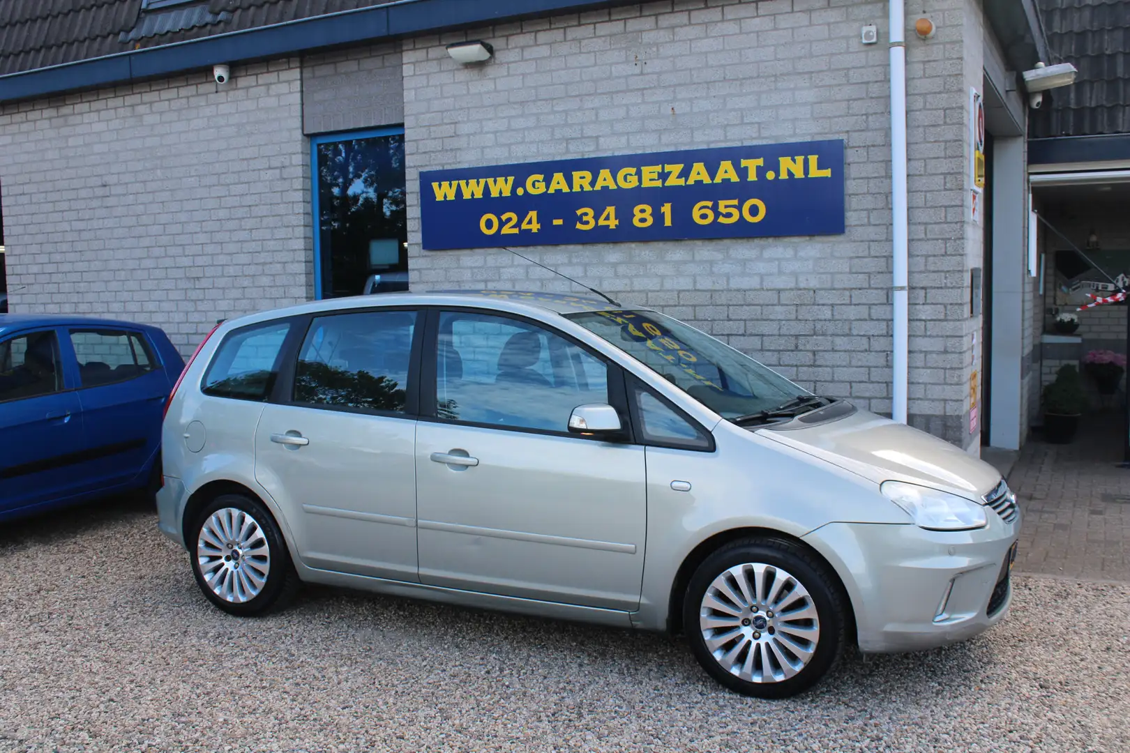 Ford C-Max 2.0-16V Titanium automaat Clima Navi PDC Trekhaak Brun - 2